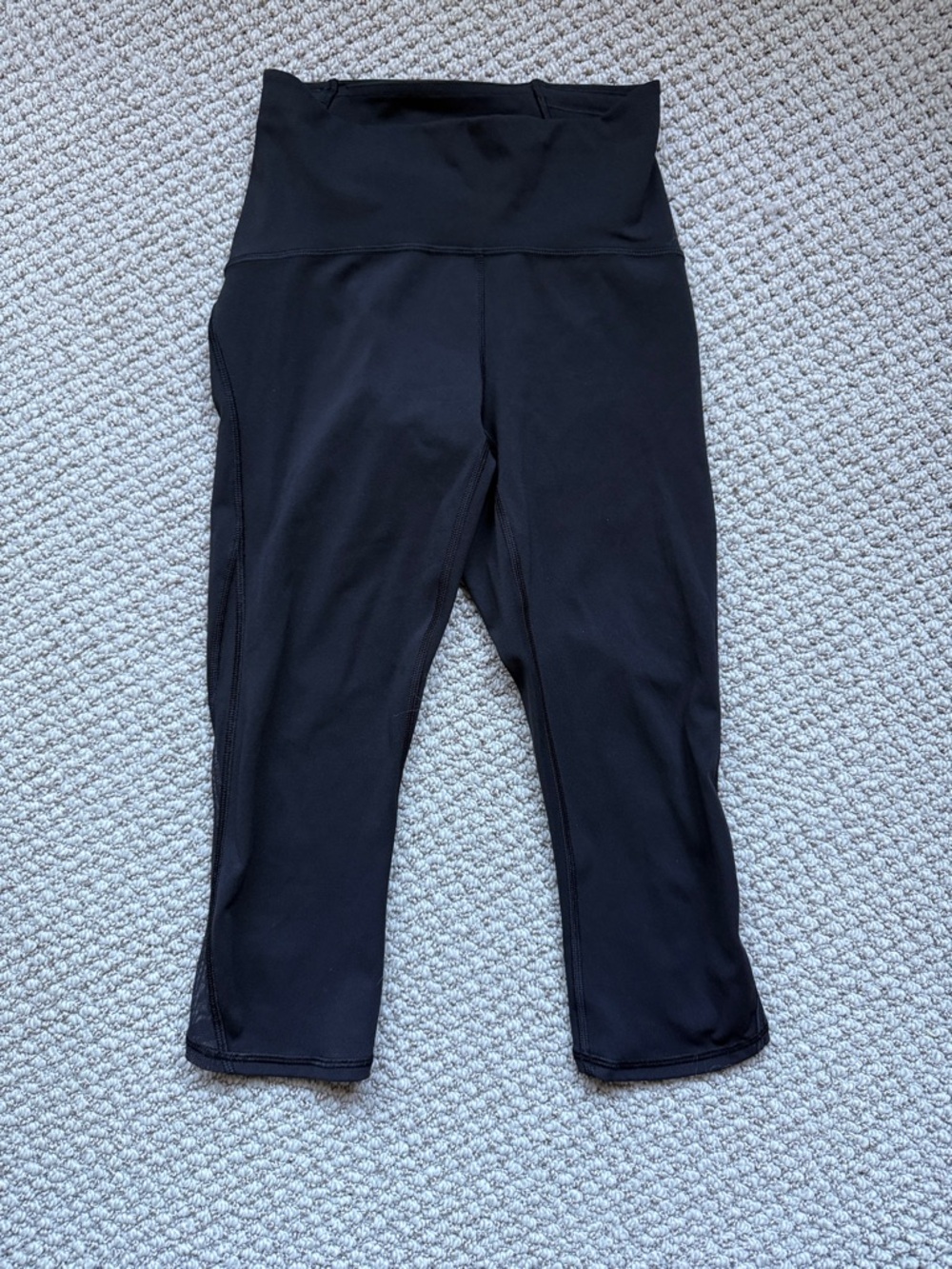 Lululemon High-Waist Black Workout Capris